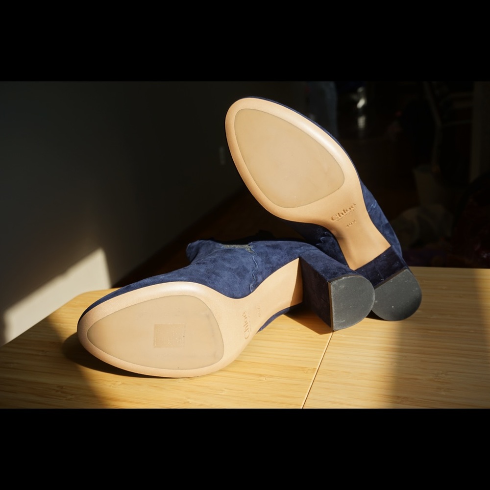 Chloe Lauren Scalloped Suede Ankle Boot NWT 40.5 - Picture 4 of 6